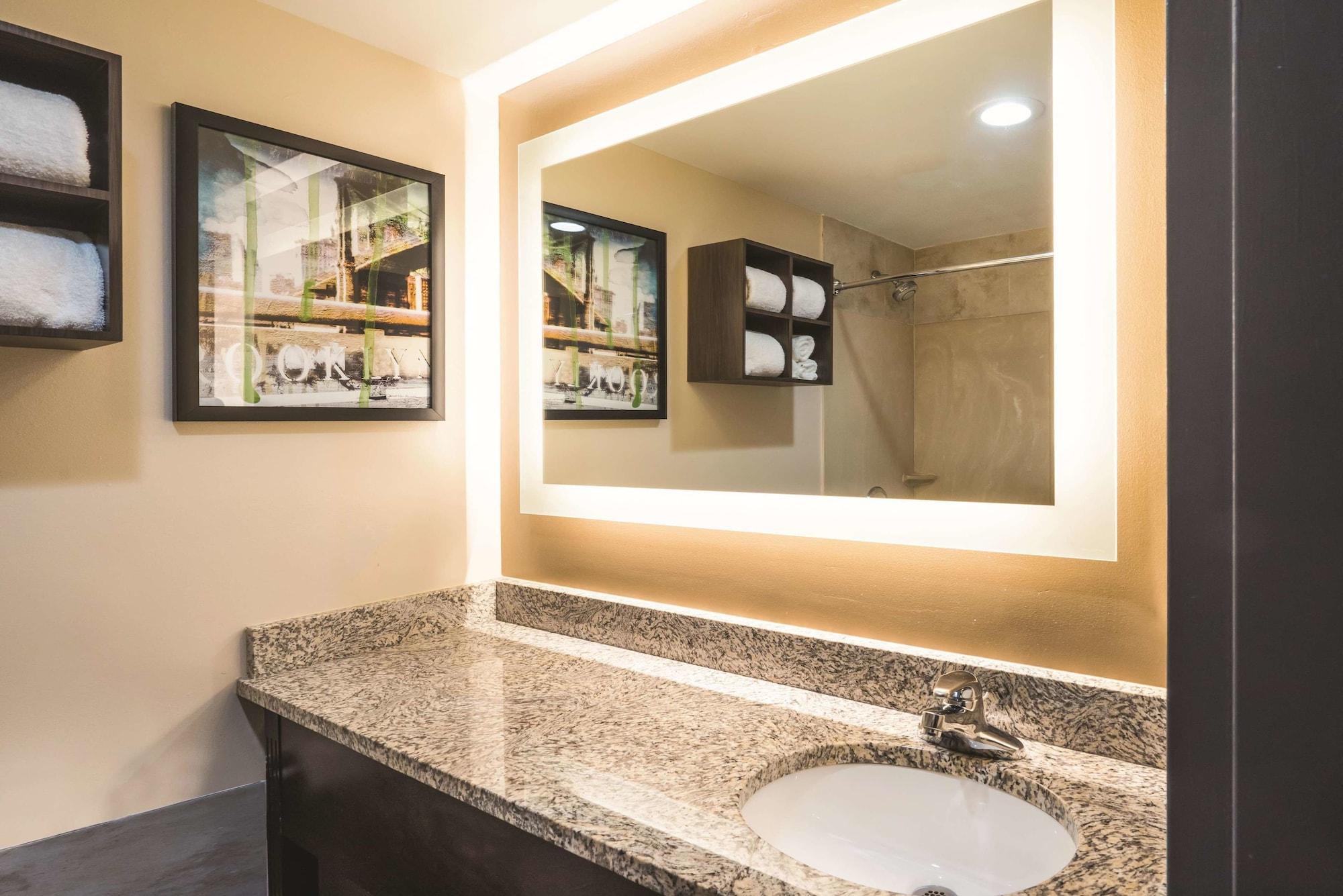 Hotel La Quinta By Wyndham Brooklyn Downtown New York Esterno foto